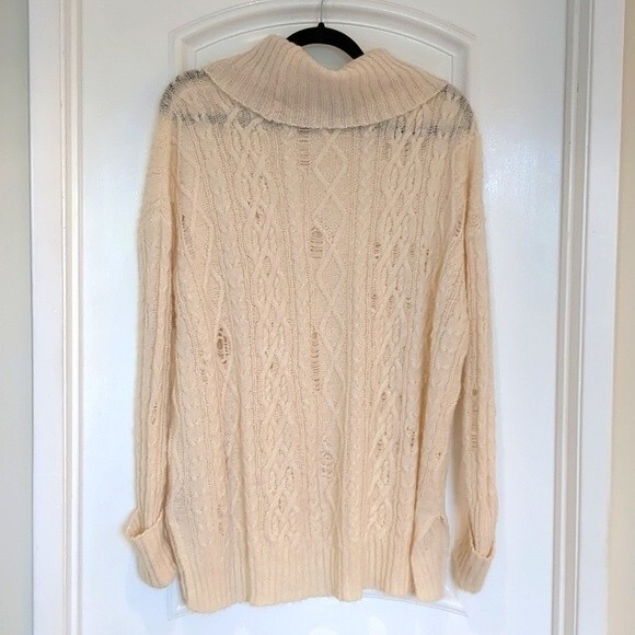 Free People White Sweater SM Grunchy Slouchy Distressed Wool Alpaca Soft - Picture 7 of 13